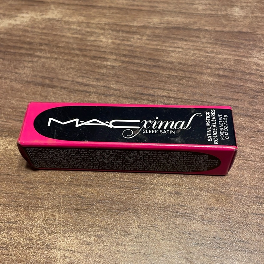 MACximal Satin Lipstick